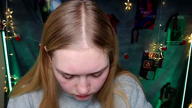 MademoiselleCl online show from January 16, 2026, 1:04 pm