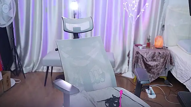 nono babyy online show from February 13, 2026, 1:34 am