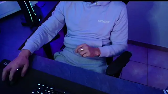 Vlad230323 online show from December 4, 2024, 4:16 pm