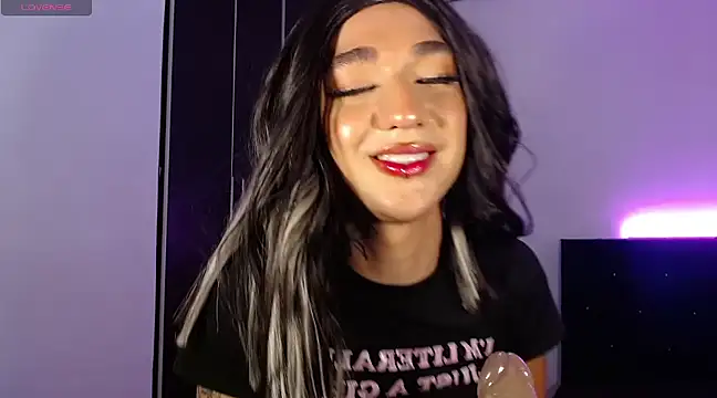 Snapshot of zarablare_ chatting on January 4, 2025, 1:52 am zarablare online show from January 4, 2025, 1:52 am