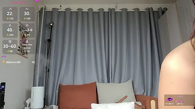 Snapshot of Youth3_ chatting on January 18, 2025, 1:29 pm Youth3  online show from January 18, 2025, 1:29 pm