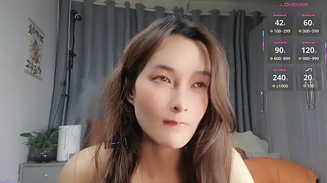 Snapshot of Youth3_ chatting on March 8, 2025, 9:40 pm Youth3  online show from March 8, 2025, 9:40 pm