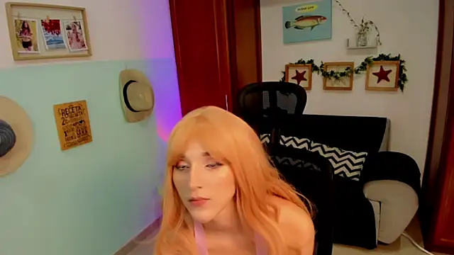 Snapshot of Dakota_Faning chatting on December 9, 2024, 1:45 pm Dakota Faning online show from December 9, 2024, 1:45 pm