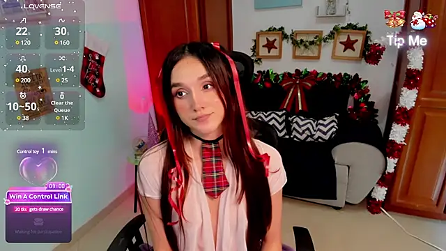 Snapshot of Dakota_Faning chatting on December 11, 2024, 5:04 pm Dakota Faning online show from December 11, 2024, 5:04 pm