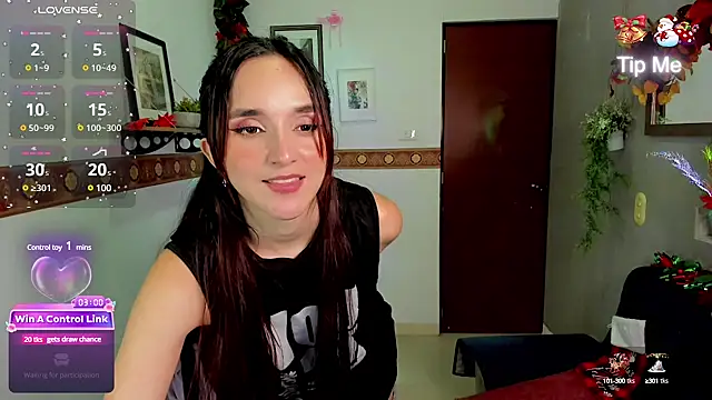 Snapshot of Dakota_Faning chatting on December 28, 2024, 4:52 pm Dakota Faning online show from December 28, 2024, 4:52 pm