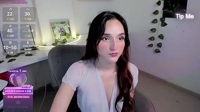 Snapshot of Dakota_Faning chatting on March 3, 2025, 1:53 pm Dakota Faning online show from March 3, 2025, 1:53 pm