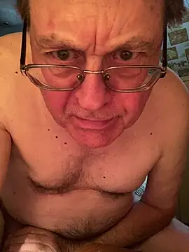 Snapshot of Tonybaloney1972 chatting on June 9, 2026, 12:50 pm Tonybaloney1972 online show from June 9, 2026, 12:50 pm