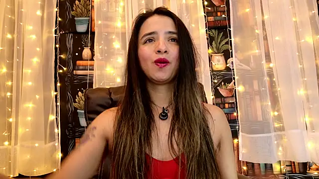 Snapshot of julietta___jackson chatting on July 7, 2026, 11:09 pm julietta jackson online show from July 7, 2026, 11:09 pm