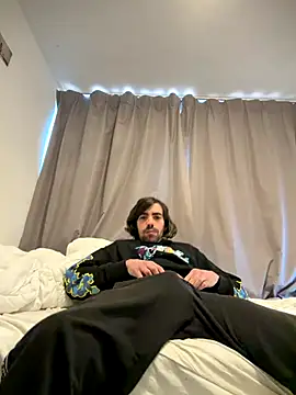 Snapshot of wolfwhite95 chatting on November 3, 2025, 11:11 am wolfwhite95 online show from November 3, 2025, 11:11 am