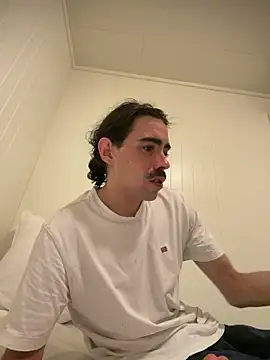 Snapshot of wolfwhite95 chatting on February 26, 2026, 11:59 pm wolfwhite95 online show from February 26, 2026, 11:59 pm