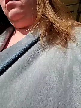 Snapshot of MsShelby40 chatting on January 25, 2025, 7:18 pm MsShelby40 online show from January 25, 2025, 7:18 pm