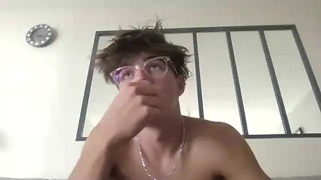 ylan 974 online show from September 20, 2025, 3:35 pm