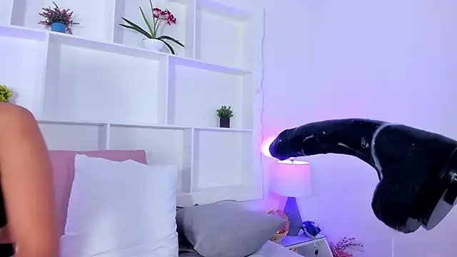 Jenifer Diaz online show from January 11, 2025, 4:46 pm