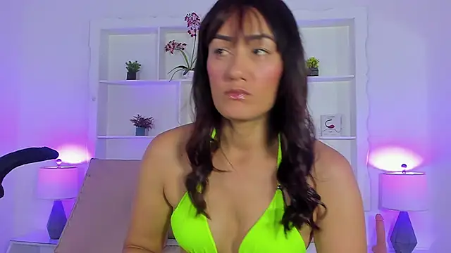 Snapshot of Jenifer_Diaz chatting on May 9, 2026, 2:00 pm Jenifer Diaz online show from May 9, 2026, 2:00 pm