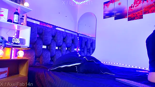 Alex and Fabian online show from November 15, 2025, 9:00 pm