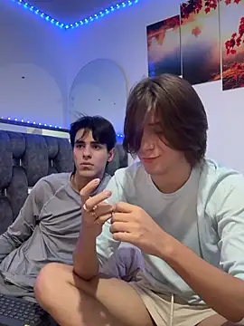 Alex and Fabian online show from February 7, 2026, 4:27 am