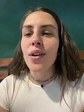 isadelasestrellas online show from January 6, 2026, 6:11 pm