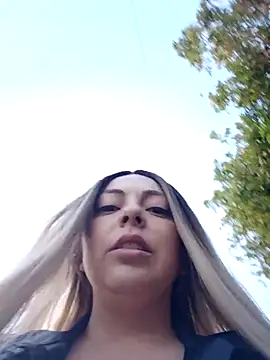 madelaine- online show from September 9, 2025, 10:31 pm