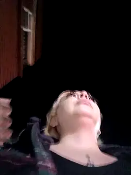 madelaine- online show from September 25, 2025, 11:52 pm