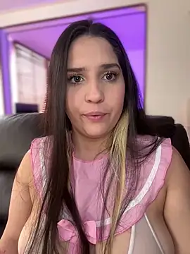 valentina jonnes1 online show from March 16, 2025, 1:06 pm