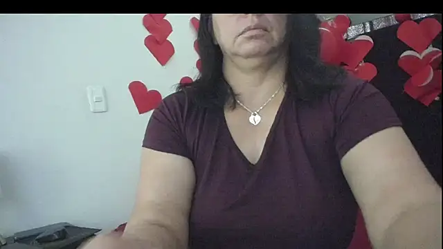 Snapshot of Evaaross_2345 chatting on February 16, 2025, 4:21 pm Evaaross 2345 online show from February 16, 2025, 4:21 pm