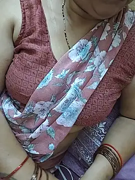 PayalSharmahot143 online show from May 25, 2026, 5:19 pm