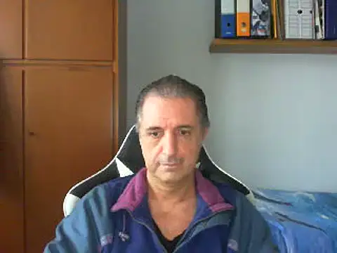 Snapshot of lliuk70mi chatting on February 8, 2025, 1:54 pm lliuk70mi online show from February 8, 2025, 1:54 pm
