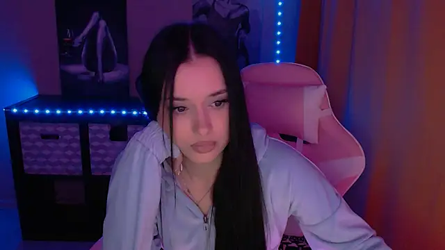 AlisaLink online show from February 16, 2025, 7:38 pm