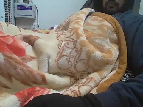 Snapshot of Desiboy_525 chatting on January 11, 2026, 12:59 am Desiboy 525 online show from January 11, 2026, 12:59 am