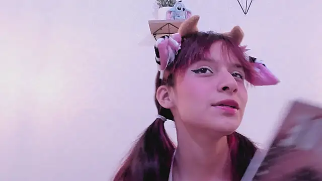 RedMeloddy online show from January 19, 2025, 7:15 pm