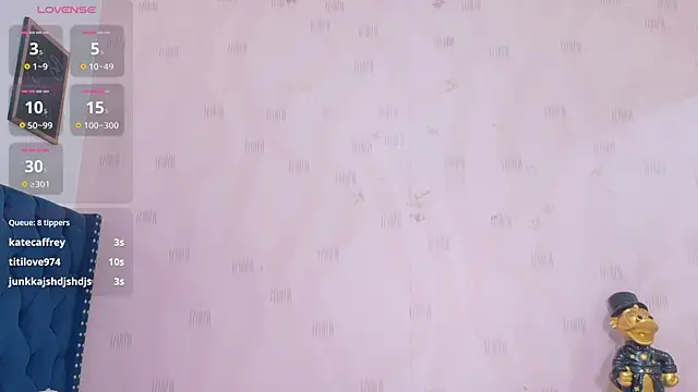 Snapshot of littleebonymommy chatting on January 15, 2026, 7:57 am littleebonymommy online show from January 15, 2026, 7:57 am