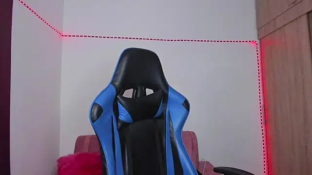 Snapshot of Ethan_Sai___ chatting on December 9, 2024, 8:11 am Ethan Sai online show from December 9, 2024, 8:11 am