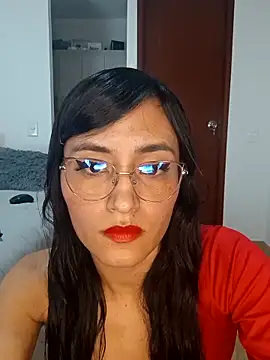 Snapshot of SophieBaker__ chatting on March 5, 2025, 2:46 am SophieBaker online show from March 5, 2025, 2:46 am