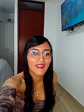 Snapshot of SophieBaker__ chatting on March 12, 2025, 1:03 am SophieBaker online show from March 12, 2025, 1:03 am