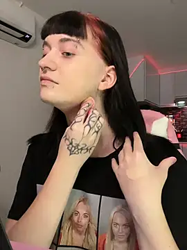 Vailyreb  online show from April 3, 2026, 3:04 am