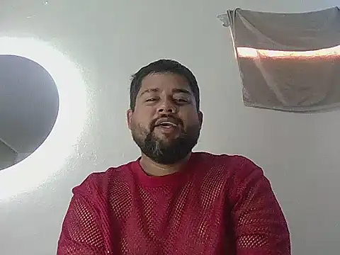 Snapshot of GABRIELGARCIA1313 chatting on June 18, 2026, 2:21 pm GABRIELGARCIA1313 online show from June 18, 2026, 2:21 pm