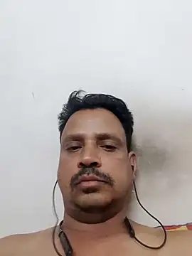 Snapshot of Raj1043 chatting on February 19, 2025, 6:43 pm Raj1043 online show from February 19, 2025, 6:43 pm