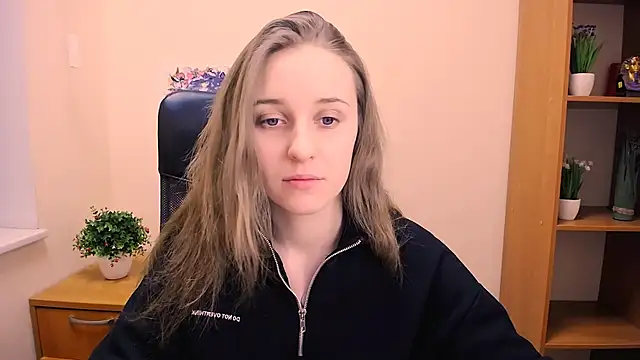  Nicole new online show from January 19, 2025, 12:17 pm