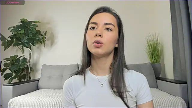 Snapshot of NicoleLuv chatting on January 10, 2025, 1:09 pm NicoleLuv online show from January 10, 2025, 1:09 pm