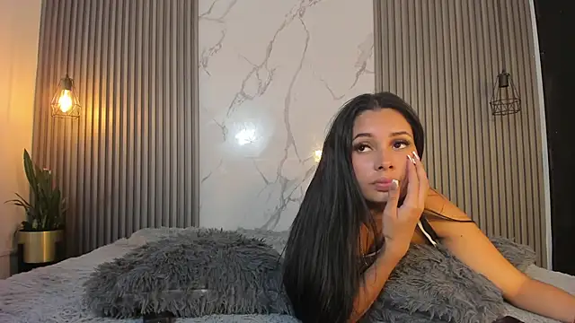 Snapshot of caliope_coralki chatting on February 15, 2025, 1:53 am caliope coralki online show from February 15, 2025, 1:53 am