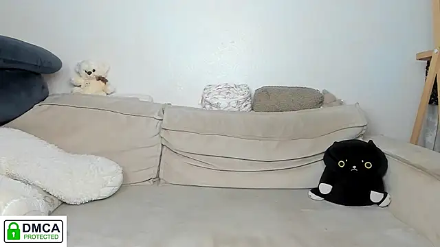 daeneryy online show from October 30, 2025, 7:36 pm