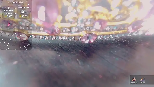 Oriana braom online show from November 19, 2025, 7:03 pm