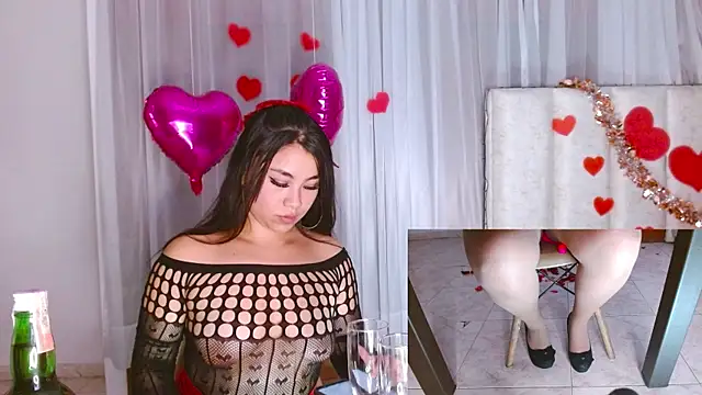 hinataleecs online show from February 15, 2025, 5:19 am