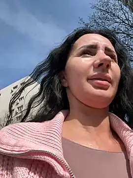 Snapshot of AnaRhodes chatting on March 22, 2025, 12:35 pm AnaRhodes online show from March 22, 2025, 12:35 pm