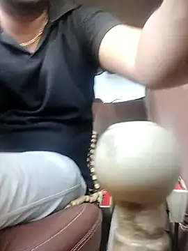 Snapshot of Mmm992170 chatting on March 9, 2025, 8:18 am Mmm992170 online show from March 9, 2025, 8:18 am