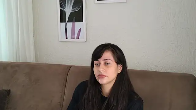 Snapshot of Blue_butterfly chatting on February 11, 2025, 8:10 pm Blue butterfly online show from February 11, 2025, 8:10 pm