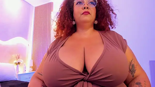 MaraaSweett online show from February 24, 2026, 7:01 pm