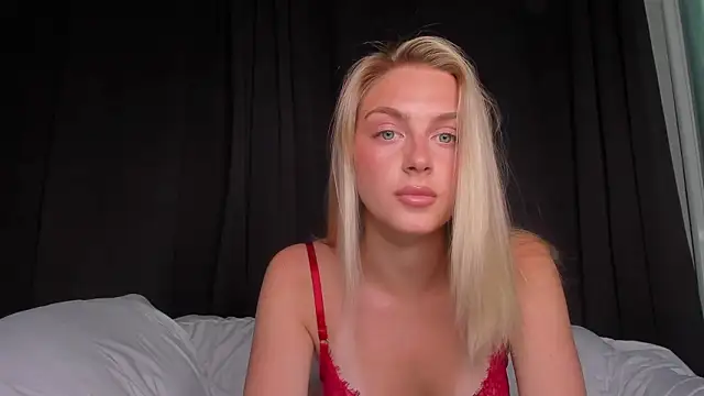 Snapshot of pretty_girlnextdoor chatting on March 20, 2026, 2:38 am pretty girlnextdoor online show from March 20, 2026, 2:38 am