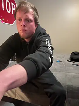 BigJohnson06 online show from April 3, 2026, 5:22 pm