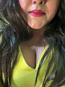 Snapshot of Ayesha_mahi chatting on July 18, 2026, 6:39 am Ayesha mahi online show from July 18, 2026, 6:39 am
